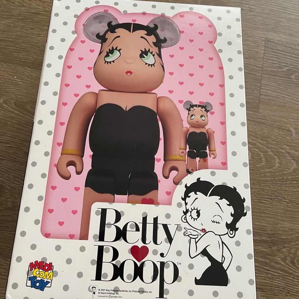Bearbrick Betty Boop 400%+100%